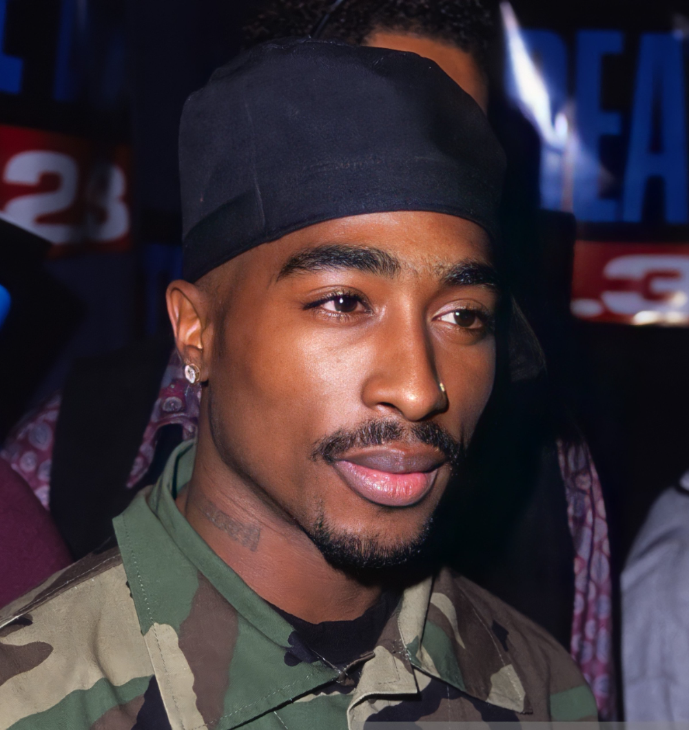 Хип хопын домог Tupac Shakur энэ өдөр мэндэлжээ